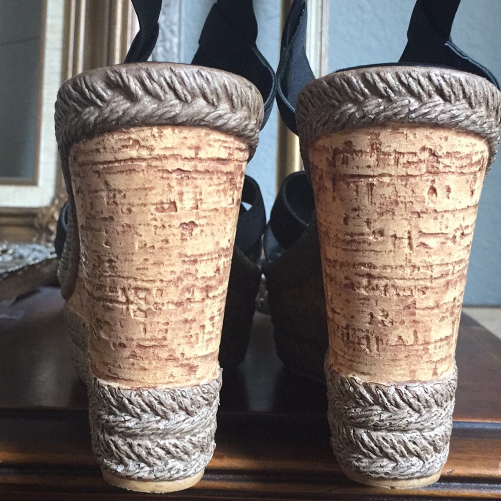 Charles David Faux Cork And Espadrilles Wedges - Picture 5 of 8